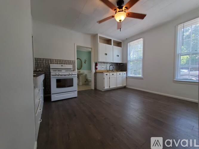 448 S Main Street 1 Single Family Home for Rent - Photo gallery 5