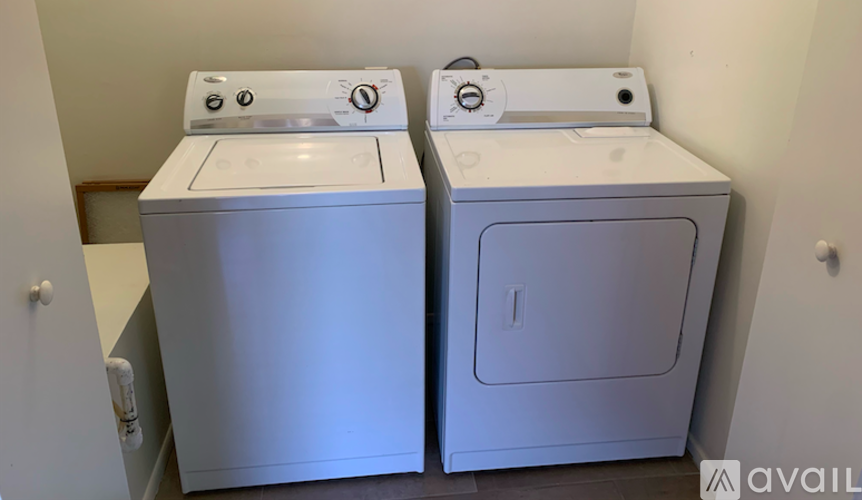 2102 West Orangewood Avenue 1 Condo for Rent - Photo gallery 5