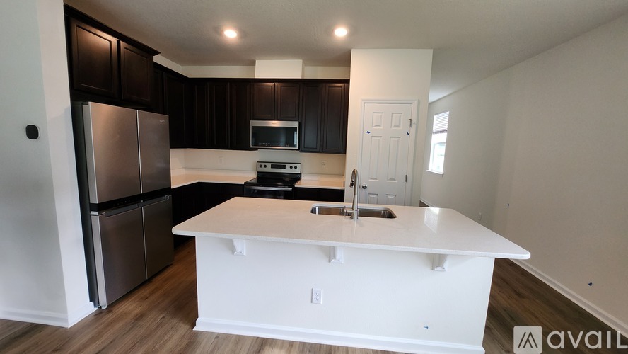 9885 Fiddleback Ln 3 Beds Single Family Home for Rent - Photo gallery 3