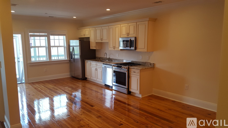 1420 General Pershing Street 2 Beds Apartment for Rent - Photo gallery 3