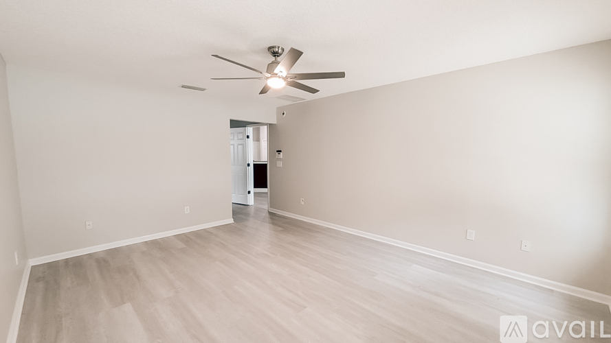 14012 Red Rock Lake Drive 4 Beds Single Family Home for Rent - Photo gallery 2
