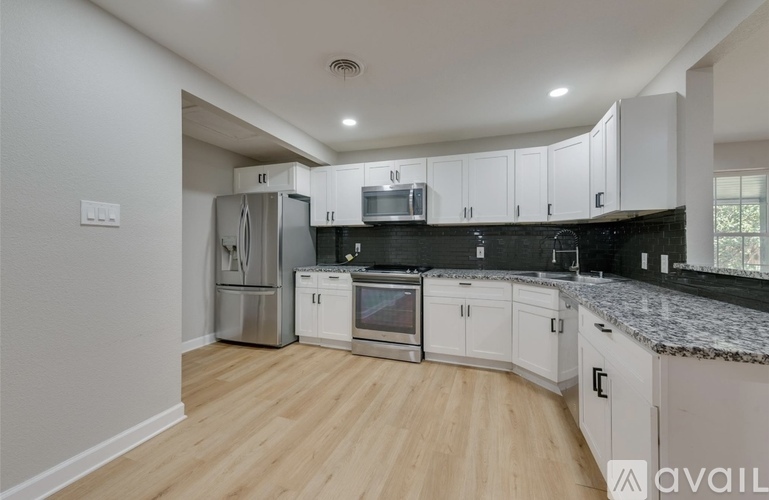 6911 Glen Hills Rd 4 Beds Single Family Home for Rent - Photo gallery 5