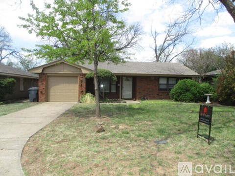 1707 Westchester Dr 3 Beds Apartment for Rent