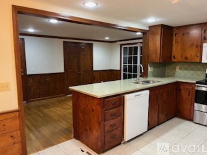 15 Tam-O-Shanter Way 2 Beds Single Family Home for Rent - Photo gallery 3