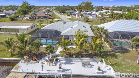 401 W Tarpon Blvd NW 3 Beds Apartment for Rent