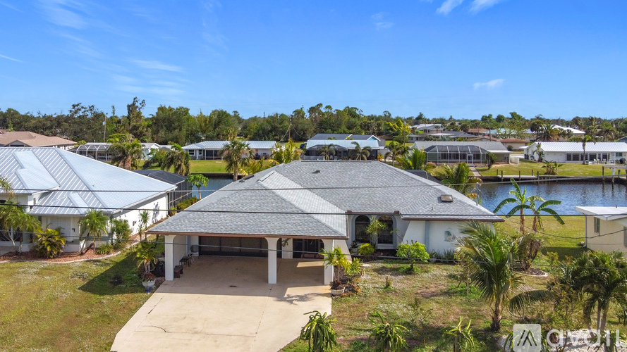 401 W Tarpon Blvd NW 3 Beds Single Family Home for Rent - Photo gallery 5