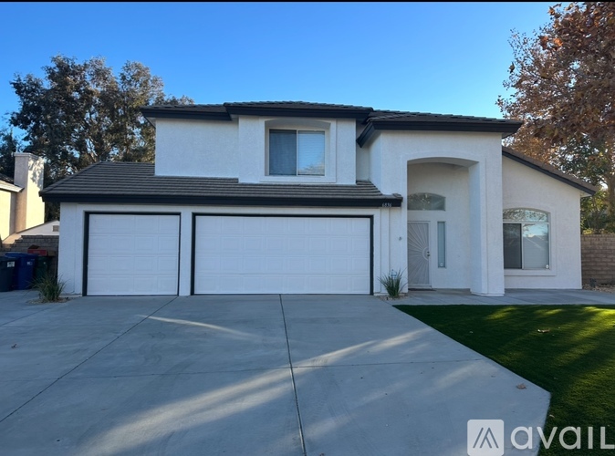 6836 W Avenue L- 10 4 Beds Single Family Home for Rent - Photo gallery 1