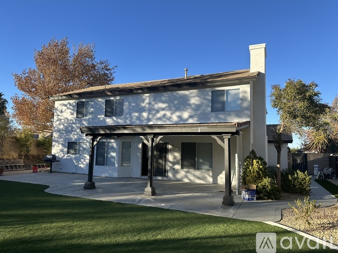 6836 W Avenue L- 10 4 Beds Single Family Home for Rent - Photo gallery 4