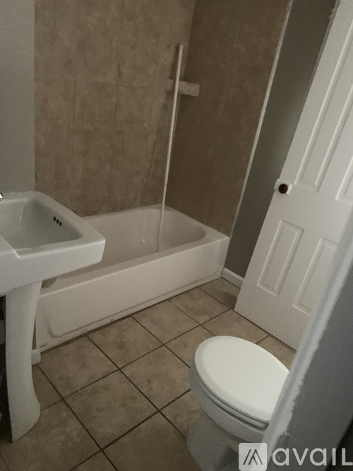 50 Washington Blvd 3 Beds Townhouse for Rent - Photo gallery 2