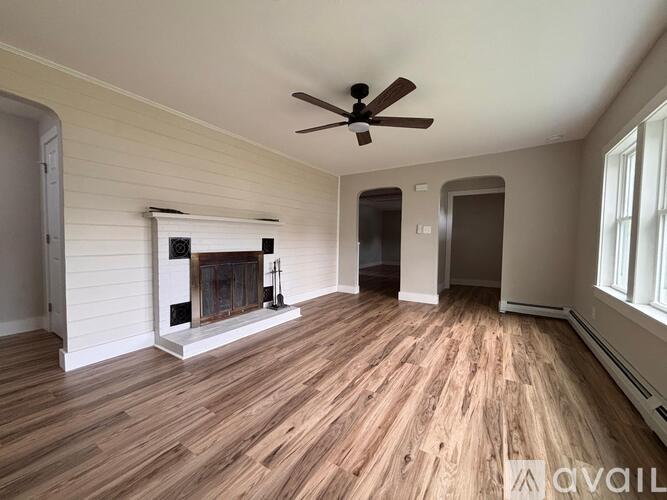 59 Ward St 3 Beds Single Family Home for Rent - Photo gallery 3