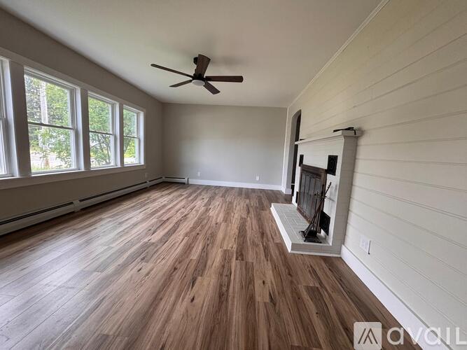 59 Ward St 3 Beds Single Family Home for Rent - Photo gallery 5