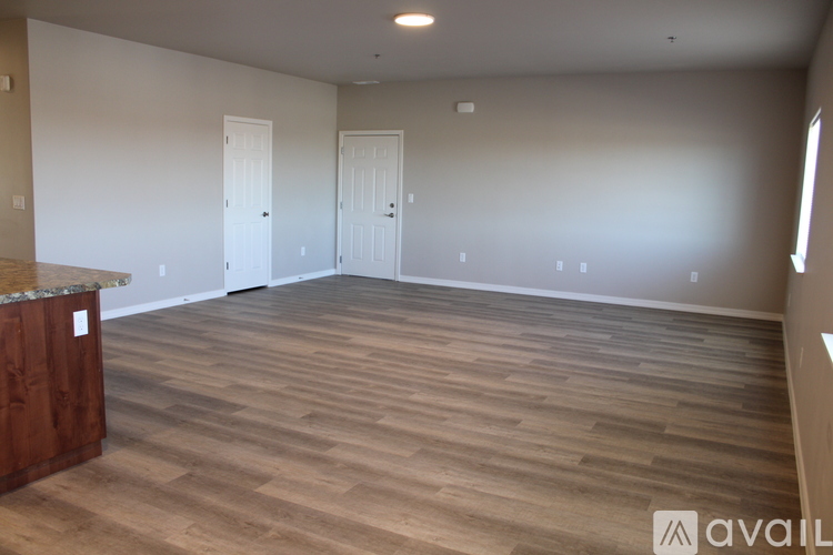 665 Heyburn Avenue West 2 Beds Apartment for Rent - Photo gallery 5