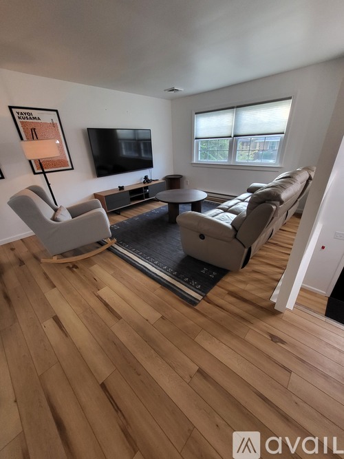 1321 Corporation Street 3 Beds Single Family Home for Rent - Photo gallery 3