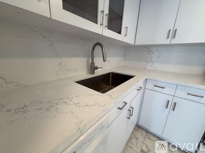 200 Southeast 15th Road, Unit 6F 1 Single Family Home for Rent - Photo gallery 4