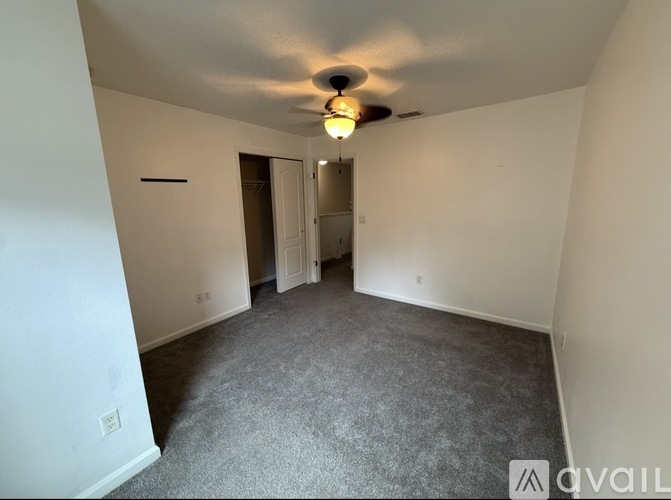 625 Oakleaf Plantation Parkway 3 Beds Townhouse for Rent - Photo gallery 5