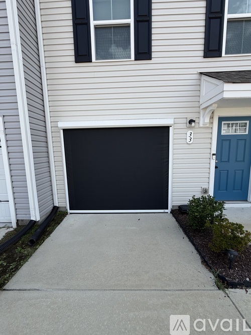 33 Cecelia Way 3 Beds Townhouse for Rent - Photo gallery 3