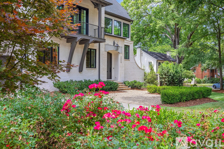 2624 Providence Road 5 Beds Single Family Home for Rent - Photo gallery 2