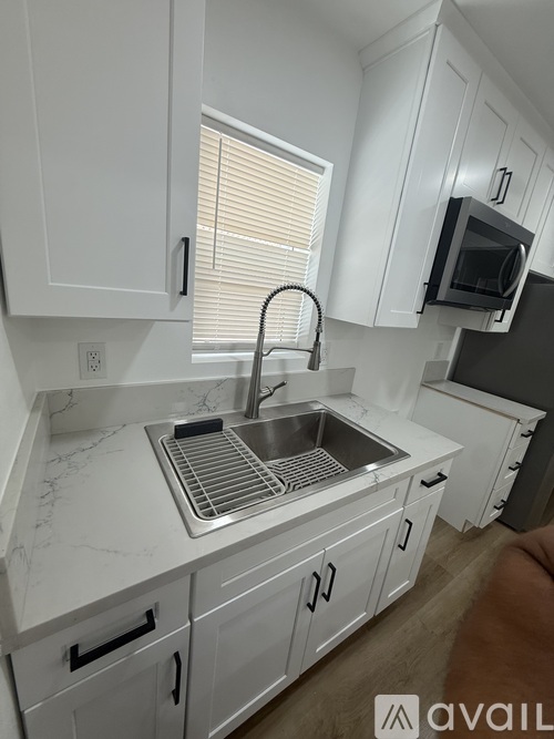 13407 Helen St Studio Apartment for Rent - Photo gallery 4