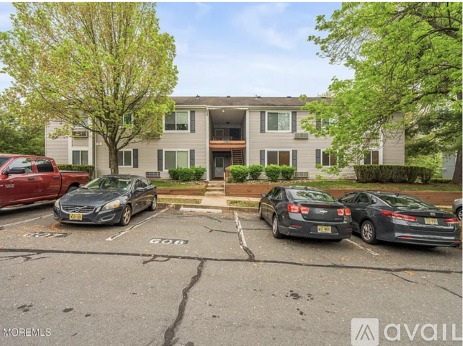 43 Bolton Court 2 Beds Condo for Rent - Photo gallery 2