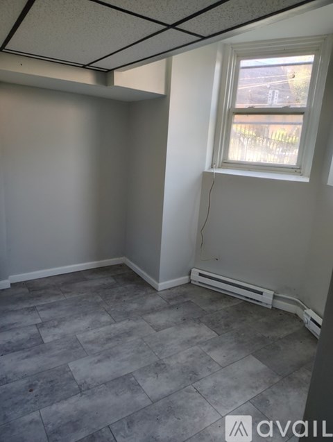 554 Congress St 1 Apartment for Rent