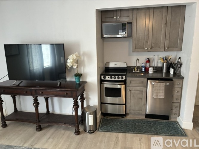 1508 Dolphin St 1 Apartment for Rent - Photo gallery 2
