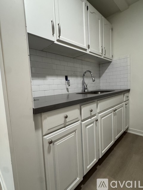2009 Athania Pkwy 2 Beds Apartment for Rent