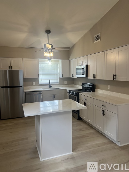 2603 S. Brown Ave. 2 Beds Apartment for Rent - Photo gallery 2