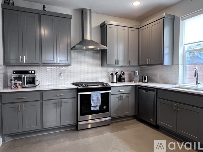 1126 Clifftop Lane 3 Beds Single Family Home for Rent - Photo gallery 4
