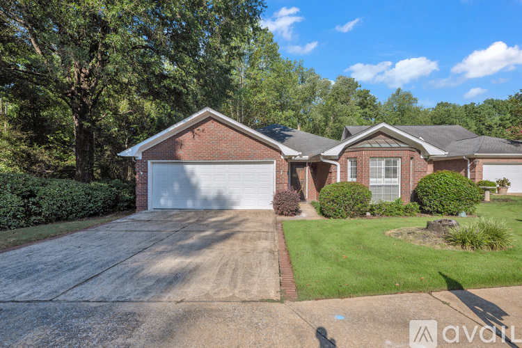 2101 Fox Ridge Rd 3 Beds Single Family Home for Rent - Photo gallery 2