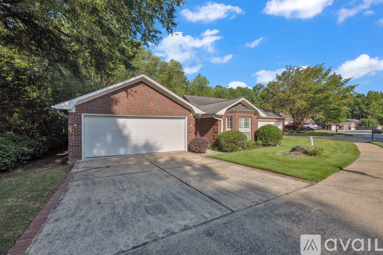 2101 Fox Ridge Rd 3 Beds Single Family Home for Rent - Photo gallery 3