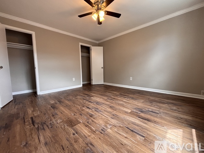 7115 Oxford Avenue 1 Apartment for Rent - Photo gallery 4