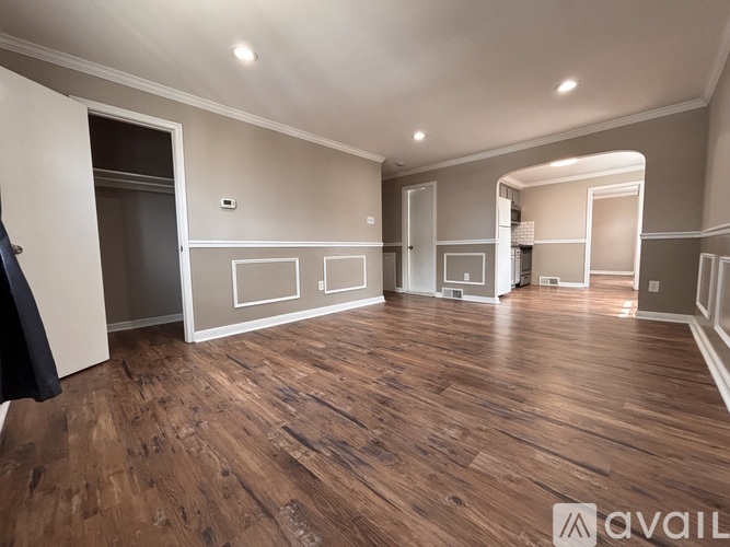 7115 Oxford Avenue 1 Apartment for Rent - Photo gallery 5