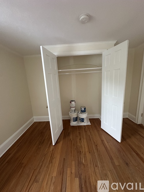 78 Suburban Avenue 2 Beds Single Family Home for Rent - Photo gallery 4