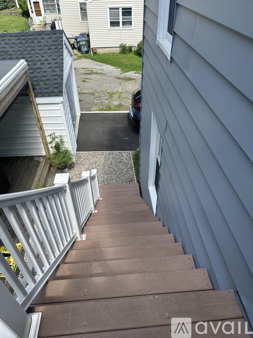78 Suburban Avenue 2 Beds Single Family Home for Rent - Photo gallery 5