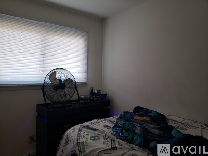 3810 Hoover Dr 3 Beds Apartment for Rent - Photo gallery 5