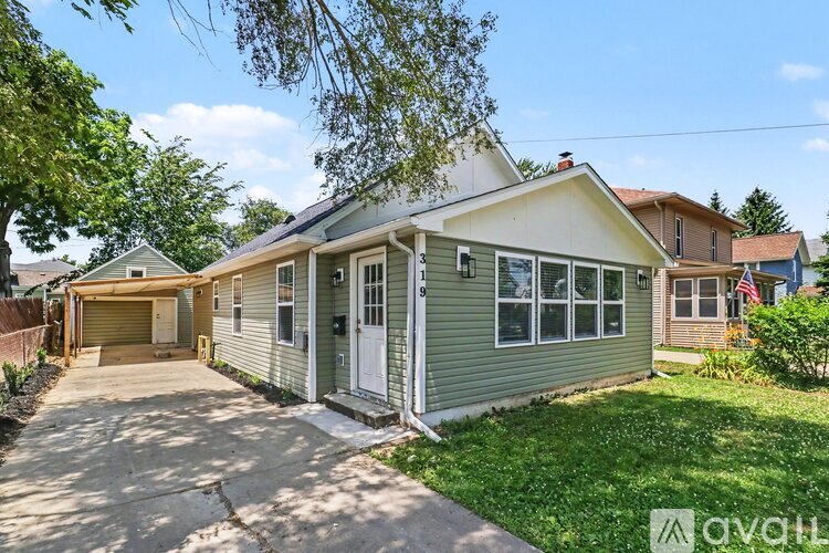 319 Dunham St 3 Beds Single Family Home for Rent - Photo gallery 1