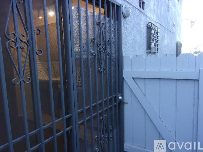 13819 Sherman Way Studio Apartment for Rent - Photo gallery 5