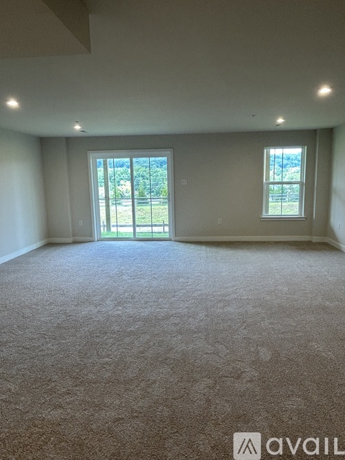 2640 Tisbury Lane 3 Beds Townhouse for Rent - Photo gallery 3