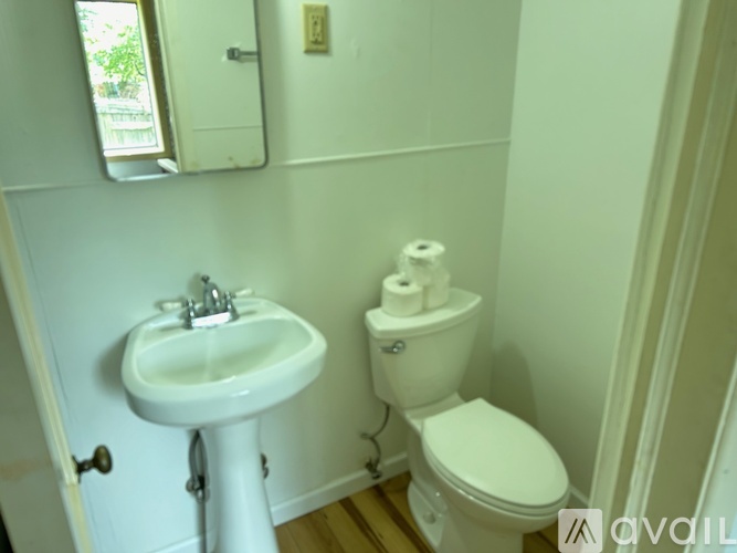 2247 Charman Street 1 Single Family Home for Rent - Photo gallery 4