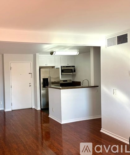 15425 Sherman Way 2 Beds Apartment for Rent
