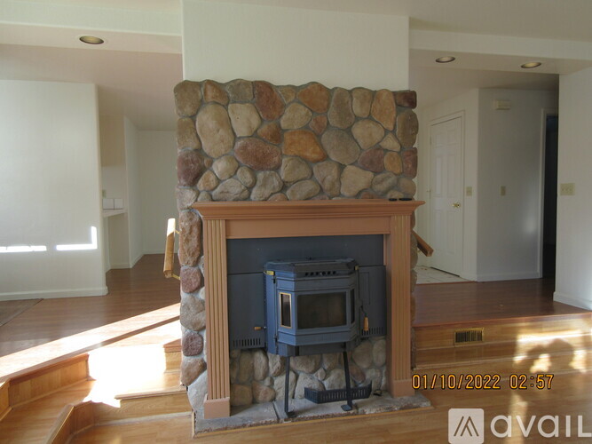 1011 Sunburst Dr 3 Beds Single Family Home for Rent - Photo gallery 5