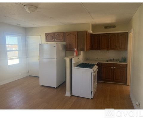 136 Lonsdale Street 3 Beds Apartment for Rent