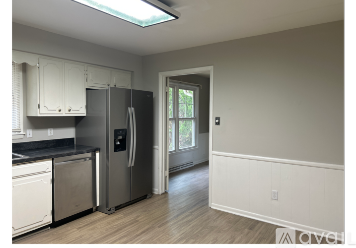 2201 Fairmont 4 Beds Single Family Home for Rent - Photo gallery 4