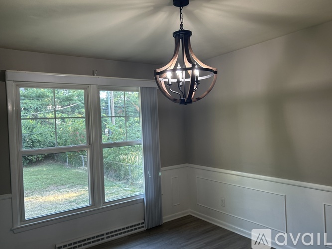 2201 Fairmont 4 Beds Single Family Home for Rent - Photo gallery 5