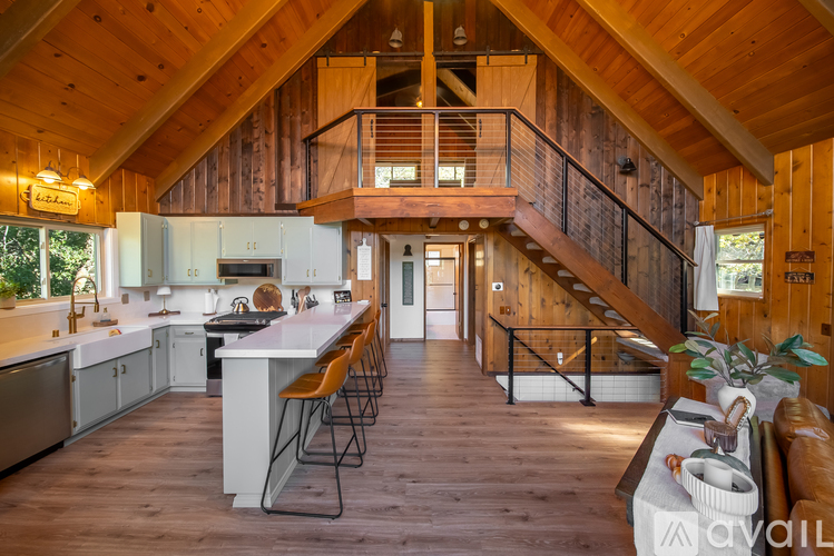 887 Rhine Road 3 Beds Single Family Home for Rent - Photo gallery 5
