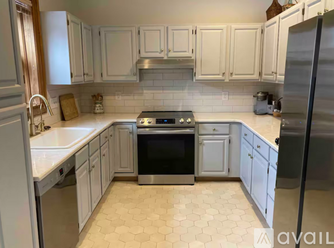 420 N College Ave 2 Beds Single Family Home for Rent - Photo gallery 5