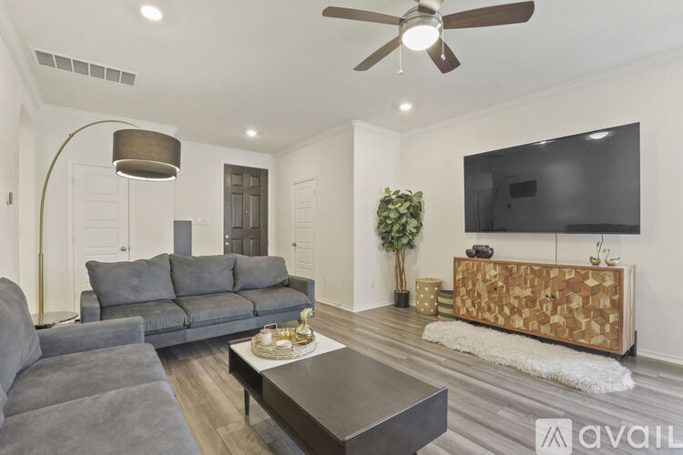 14500 Jackson Browning Lane 5 Beds Single Family Home for Rent - Photo gallery 3