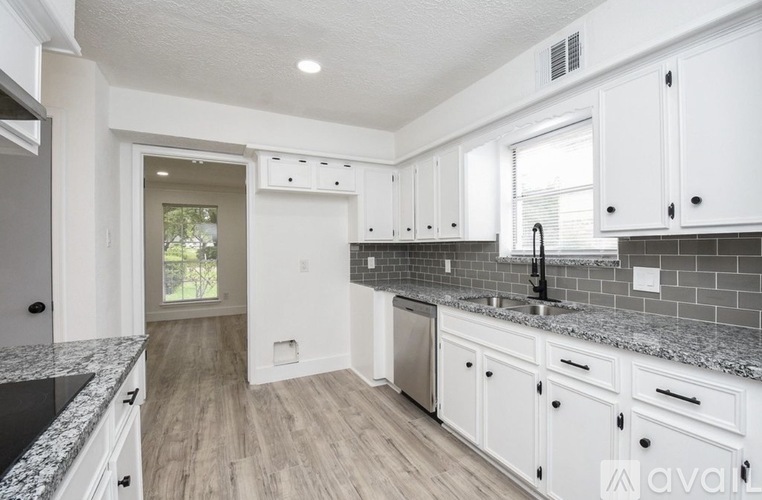 15814 Winding Moss Drive 4 Beds Single Family Home for Rent - Photo gallery 5