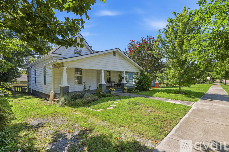 424 E. Burwell Avenue 2 Beds Single Family Home for Rent - Photo gallery 4