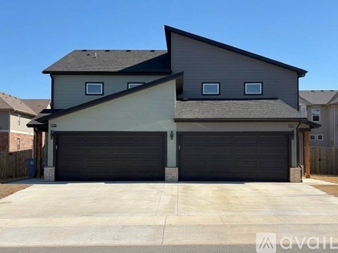 2607 SW Lofoten St 3 Beds Apartment for Rent